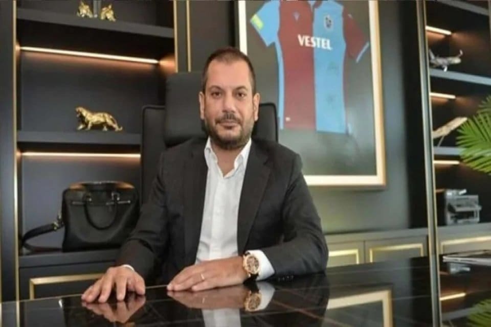 Trabzonspor'da Ahmet Ağaoğlu'nun istifasının ardından Ertuğrul Doğan başkan adayı olduğunu