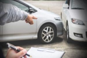 Trafik sigortasında sistem değişti. Fiyat kademelerine iki basamak daha eklendi.