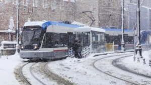İstanbul'da etkili olan yoğun kar yağışı nedeniyle T5 Cibali-Alibeyk&ouml;y Cep