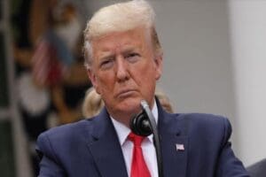 Eski ABD Başkanı Trump, Rusya-Ukrayna savaşının yıld&ouml;n&uuml;m&uuml;nde yayımladığı videoda, Amerikan