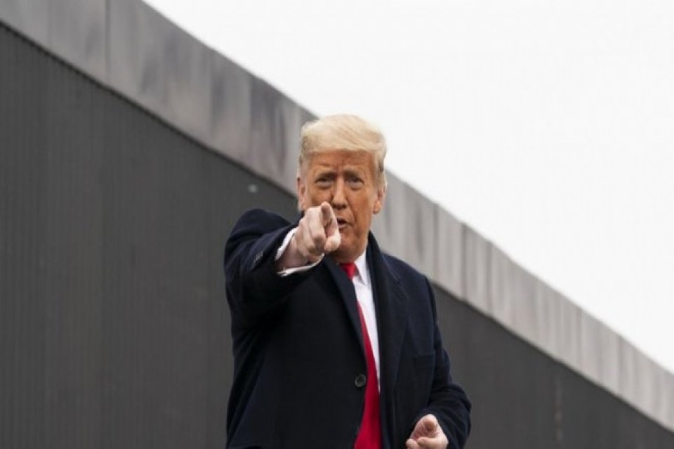 ABD'nin 45. Başkanı Donald Trump'ı Kongre baskınından sorumlu olduğu için