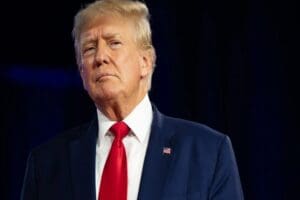 Sosyal paylaşım platformu YouTube, eski ABD Başkanı Donald Trump'ın hesabıyla