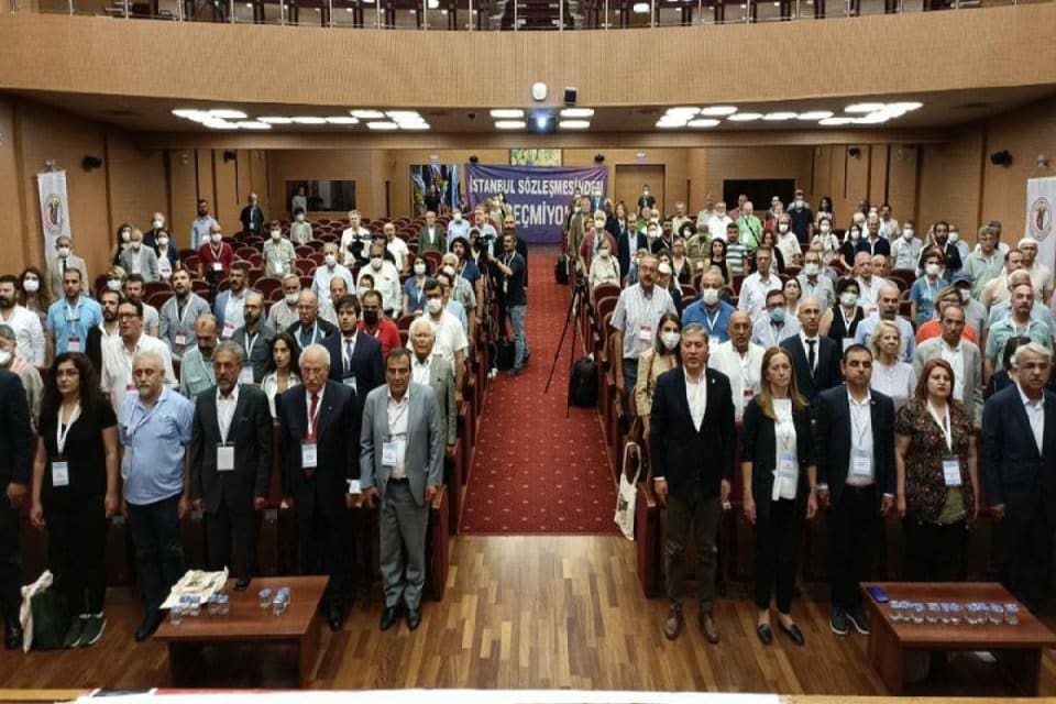 T&uuml;rk Tabipleri Birliği'nin (TTB) 74. B&uuml;y&uuml;k Kongresi yapılan se&ccedil;imlerin ardından