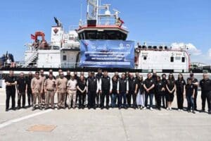 İZMİR'deki b&uuml;y&uuml;k depremin ardından T&Uuml;BİTAK MAM Araştırma Gemisi ile Kuşadası