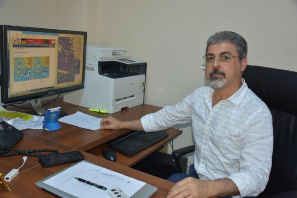 İzmir'in deprem tehlike kaynakları ve zemin &ouml;zelliklerinin anlaşılmasına y&ouml;nelik 3