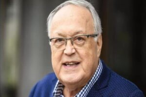 Ankara'da tedavi g&ouml;rd&uuml;ğ&uuml; hastanede kalp krizi sonucu hayatını kaybeden gazeteci-yazar