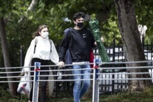 T&uuml;rkiye İstatistik Kurumu'nun (T&Uuml;İK) 'İstatistiklerle Gen&ccedil;lik 2020' araştırmasını yayınladı. Araştırmaya