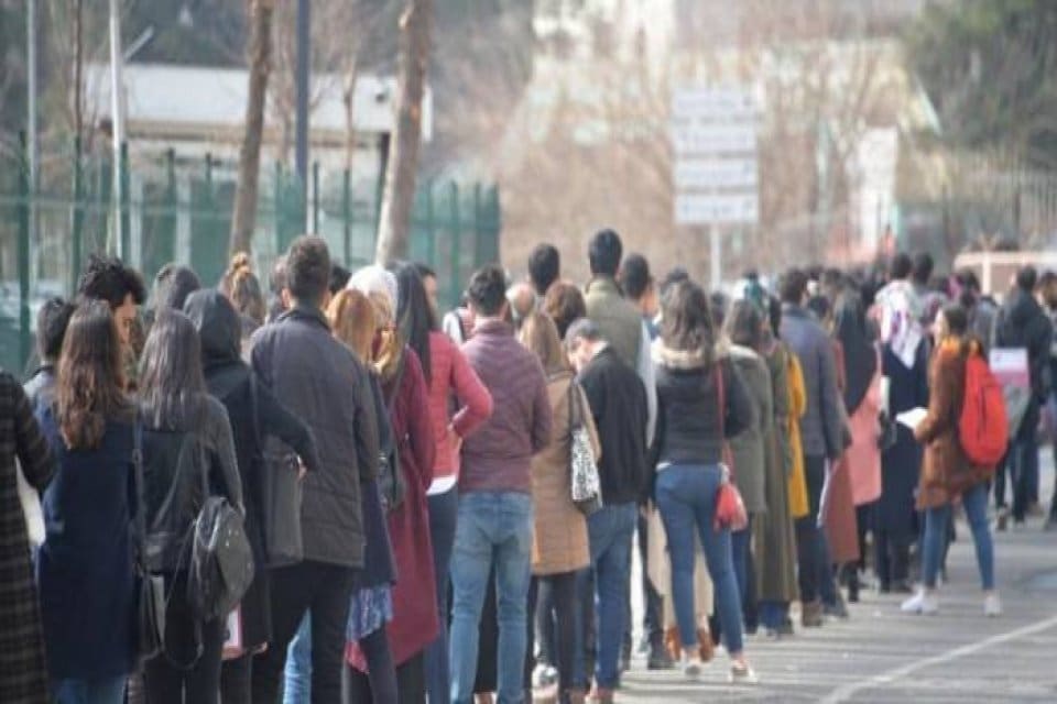 T&Uuml;İK verilerine g&ouml;re T&uuml;rkiye genelinde 15 ve daha yukarı yaştaki