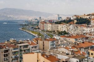 T&uuml;rkiye İstatistik Kurumu (T&Uuml;İK) İzmir B&ouml;lge M&uuml;d&uuml;rl&uuml;ğ&uuml;&rsquo;nden alınan bilgilere g&ouml;re,