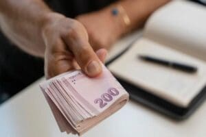 Bankacılık sekt&ouml;r&uuml;n&uuml;n kredi hacmi, ge&ccedil;en hafta 28 milyar 294 milyon