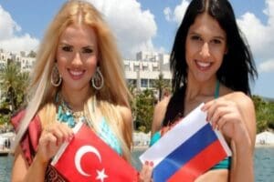 T&uuml;rkiye turizminin uzun s&uuml;redir beklediği &lsquo;Rus&rsquo; turist kararı nihayet a&ccedil;ıklandı.