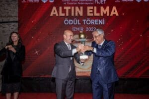 İzmir&rsquo;in tarihi ve k&uuml;lt&uuml;rel değerlerini koruyarak turizm faaliyetlerini destekleyen İzmir