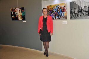 İzmirli fotoğraf sanat&ccedil;ısı Ergun &Ccedil;ağatay'ın Almanya'da yaşayan T&uuml;rkler arasında &ccedil;ektiği