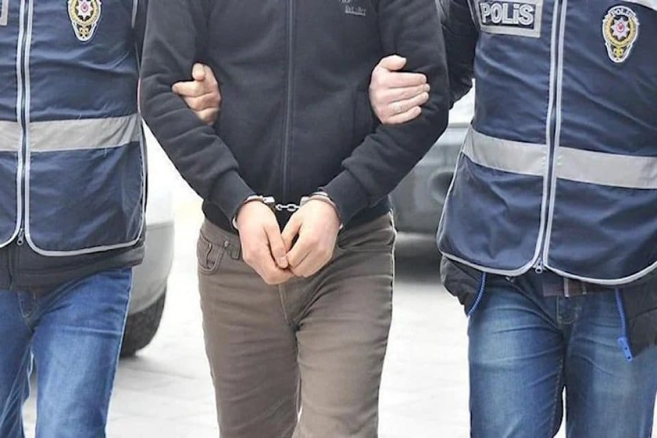 Suriye'de biri asker 2 T&uuml;rk'&uuml;n infaz emrini verdiği iddiasıyla yargılanan