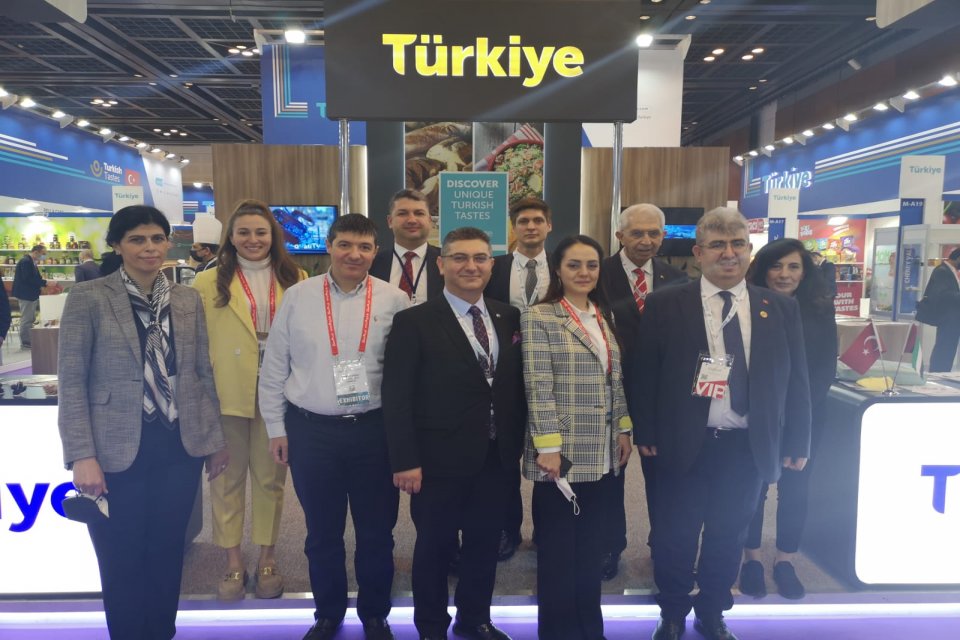 Türkiye ile Birleşik Arap Emirlikleri arasındaki siyasi ilişkilerin olumlu seyri