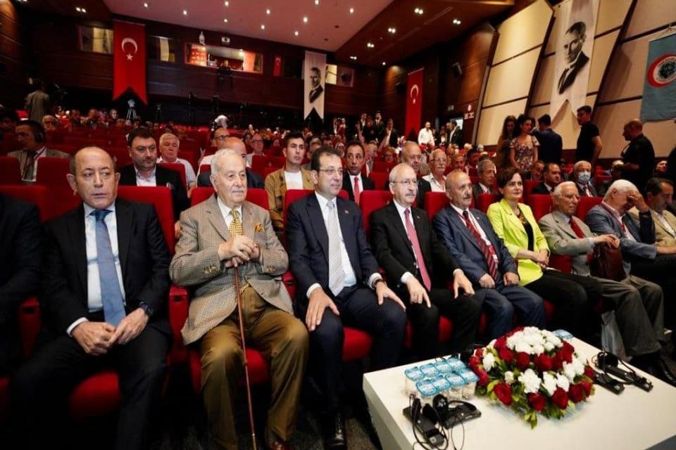 İBB işbirliği ile &ldquo;İslam Sempozyumu&rdquo; d&uuml;zenleyen T&uuml;rk Ocakları İstanbul Şube