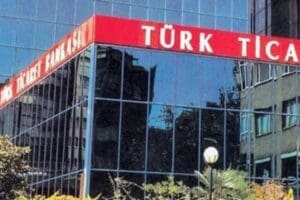 T&uuml;rk Ticaret Bankası'nın satışına elinde "altın hisse" olduğunu s&ouml;yleyen Demokrat