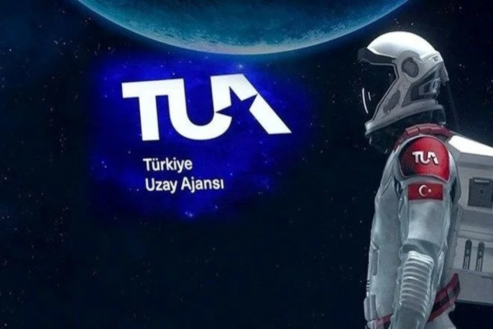Türk uzay yolcusu için imzalar atıldı Bakan Varank, Türkiye’nin insanlı ilk uzay görevi için  Axiom Space ile