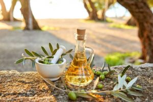 Pandemi s&uuml;recinde T&uuml;rk zeytinyağının ortalama ihra&ccedil; fiyatı arttı. T&uuml;rk zeytinyağının