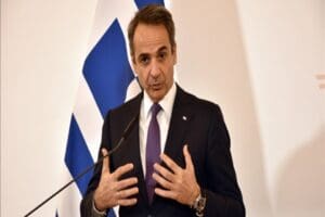 Yunanistan Başbakanı Mi&ccedil;otakis'ten, iki &uuml;lke ilişkilerine dair T&uuml;rk&ccedil;e bir paylaşım