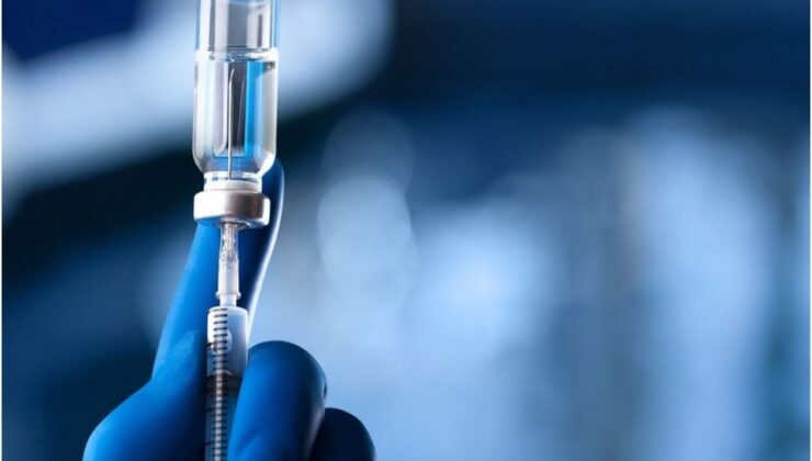 Türkiye'de uygulanan toplam aşı miktarı 65 milyonu aştı