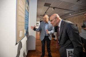 İzmir B&uuml;y&uuml;kşehir Belediye Başkanı Tun&ccedil; Soyer, Bremen Focke M&uuml;zesi tarafından