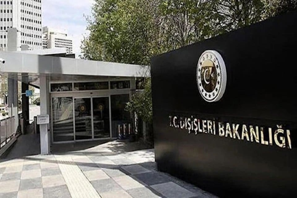 T&uuml;rkiye Cumhuriyeti Dışişleri Bakanlığı'ndan yapılan a&ccedil;ıklamada "Rusya&rsquo;nın, Ukrayna&rsquo;nın Donetsk, Luhansk,
