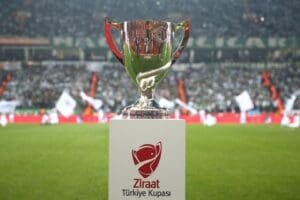 &nbsp;Ziraat T&uuml;rkiye Kupası&rsquo;nda yarı final heyecanı, yarın (19 Nisan) başlayacak.