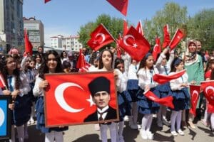 23 Nisan Ulusal Egemenlik ve &Ccedil;ocuk Bayramı, T&uuml;rkiye'nin d&ouml;rt bir