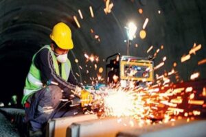 Sanayi &uuml;retimi ocakta aylık bazda y&uuml;zde 1,9, yıllık bazda y&uuml;zde