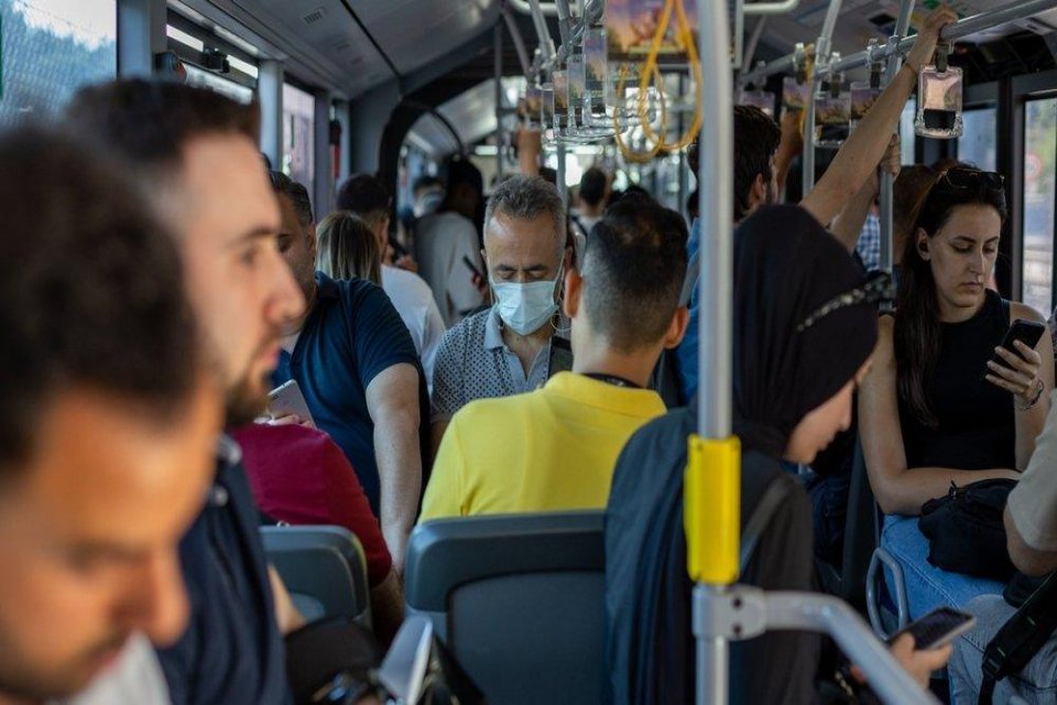 Türkiye, vaka sayısında dünya beşinciliğine yükseldi! Test yaptırmak sınırlandırılmış olmasına rağmen, Sağlık Bakanlığı tarafından doğrulanmış verilerle
