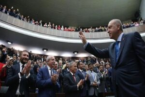 AK Parti vizyon belgesi bugün düzenlenecek programda açıklanacak. "Türkiye Yüzyılı"