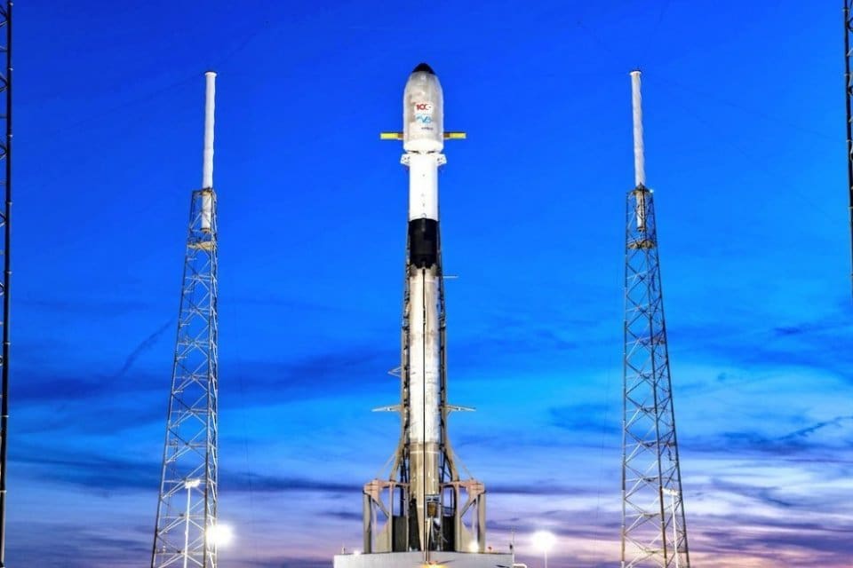 T&uuml;rkiye'nin yeni uydusu T&uuml;rksat 5B, T&uuml;rkiye saatiyle 06.58&rsquo;de ABD'nin Florida