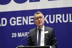T&Uuml;SİAD VE T&Uuml;RKONFED başkanları y&uuml;ksek enflasyon ve faiz politikası nedeniyle