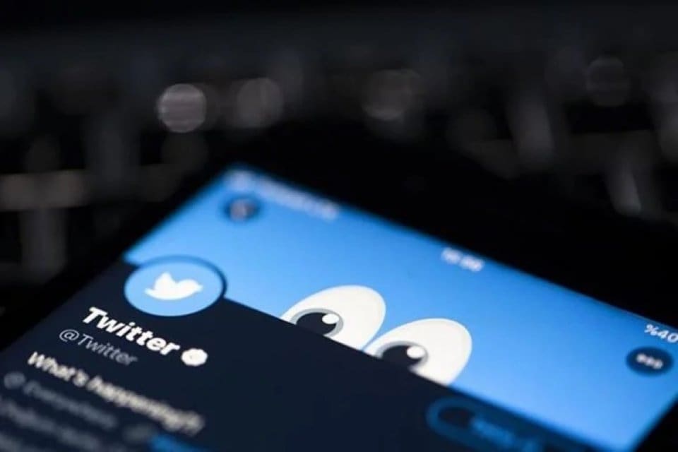 Pop&uuml;ler sosyal medya platformu Twitter'a erişim sorunu yaşanıyor. Sorunun sadece