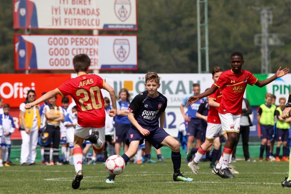 Spor Toto 1. Lig ekiplerinden Altınordu Futbol Kul&uuml;b&uuml;&rsquo;n&uuml;n d&uuml;zenlediği U12
