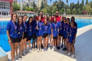 İzmir B&uuml;y&uuml;kşehir Belediyesi Gen&ccedil;lik ve Spor Kul&uuml;b&uuml; Sutopu U15 Kadın