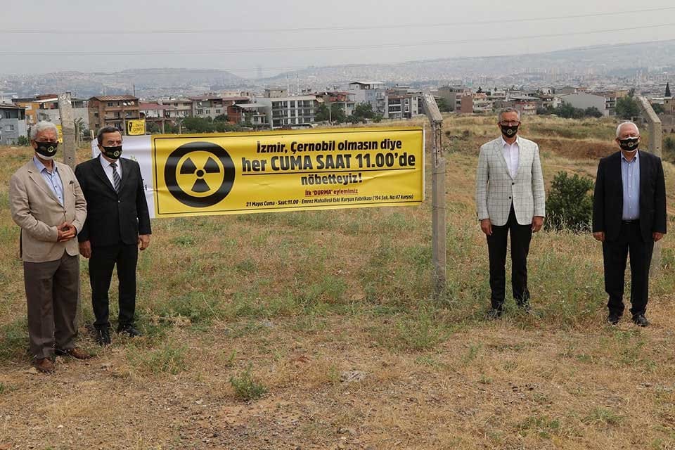 Gaziemir Emrez Mahallesi&rsquo;ndeki İzmir&rsquo;in &Ccedil;ernobil&rsquo;i olarak bilinen radyoaktif atıkların alandan