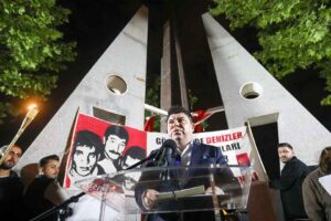 &ldquo;68 kuşağı&rdquo; olarak bilinen bağımsızlık hareketinin &ouml;nderleri Deniz Gezmiş, Yusuf