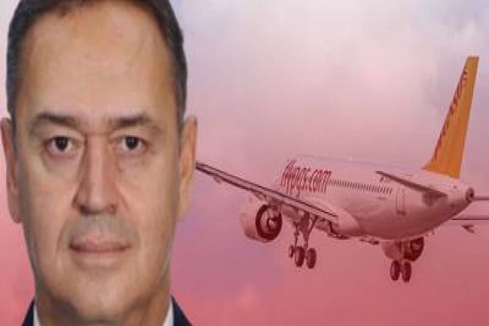 Pegasus Havayolları'nın kaptan pilotlarından Doğan Susin, pas u&ccedil;uş sonrasında indiği