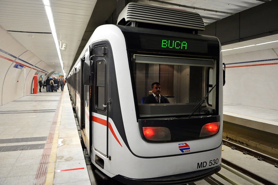 İzmir B&uuml;y&uuml;kşehir Belediyesi 1 milyar 70 milyon euro b&uuml;t&ccedil;esiyle İzmir
