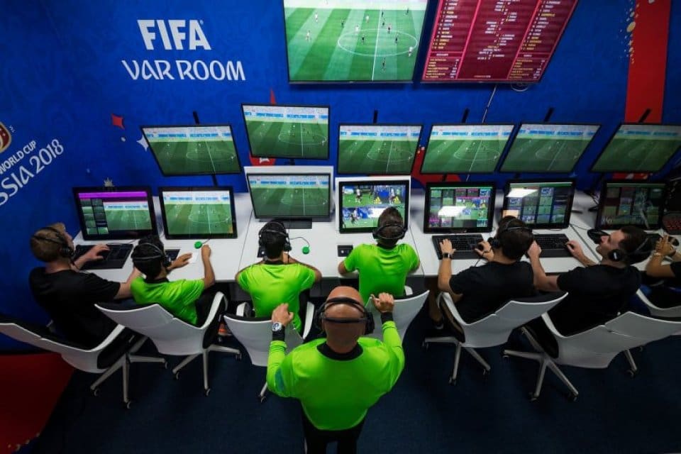 UEFA, gelecek ay oynanacak 2022 D&uuml;nya Kupası eleme ma&ccedil;larında VAR&rsquo;ın