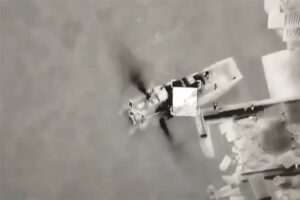 Ukrayna ordusu, Yılan Adası&rsquo;nda demirli olan Rus donanmasına ait "Serna"