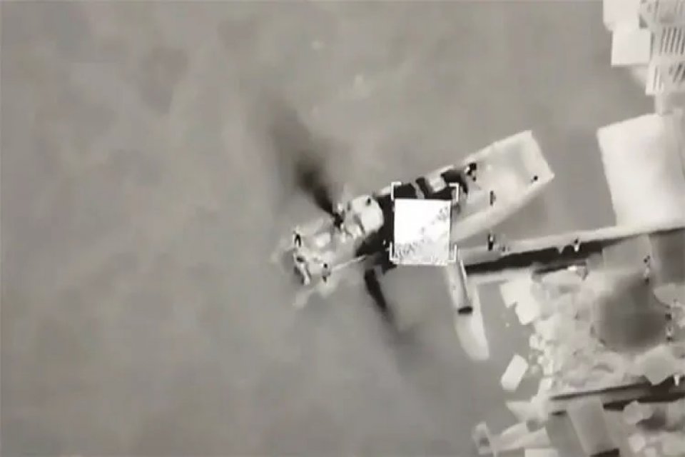 Ukrayna ordusu, Yılan Adası&rsquo;nda demirli olan Rus donanmasına ait "Serna"