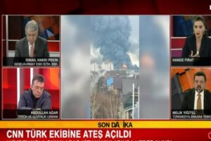 Lviv'den yolan &ccedil;ıkan CNN T&Uuml;RK aracına Kiev yakınlarında saldırıya uğradı.