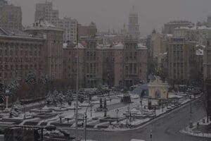 Ukrayna'nın başkenti Kiev peş peşe patlama sesleri duyuldu. Kiev Belediye