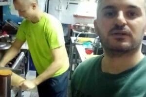 UKRAYNA'nın Zaporijya kentinde eşi ve &ccedil;ocuğuyla yaşayan T&uuml;rkiye Aş&ccedil;ılar Federasyonu
