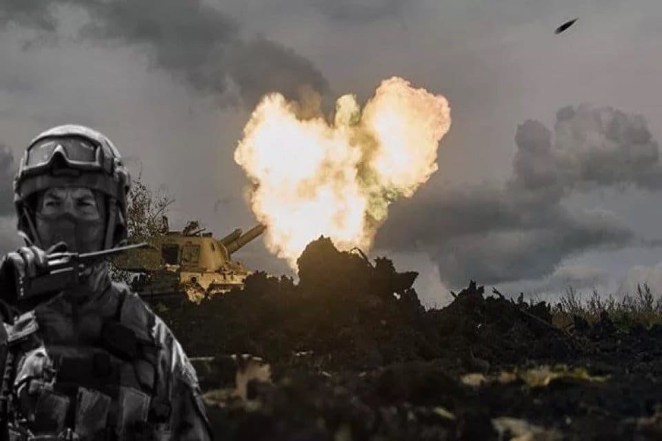 Ukrayna'daki savaş son s&uuml;rat devam ederken Kiev'den d&uuml;nyanın g&uuml;ndemine bomba