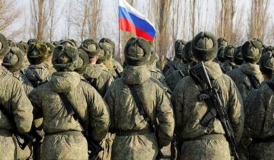 Ukrayna mahkemesi Rus askerini müebbet hapse mahkum etti