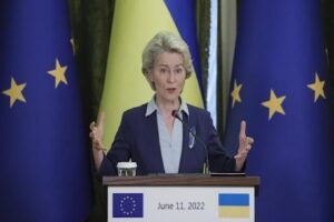 AB Komisyonu Başkanı Ursula von der Leyen, "Ukrayna'nın AB aday